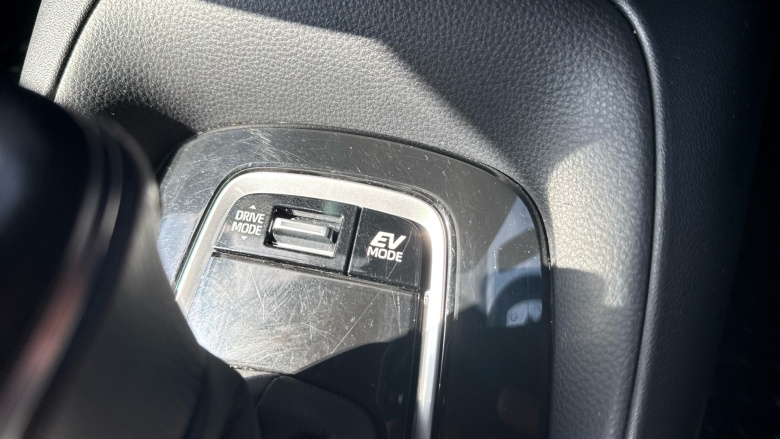 Toyota Corolla 1.8 VVT-i Hybrid Icon Tech 5dr CVT Hybrid Estate
